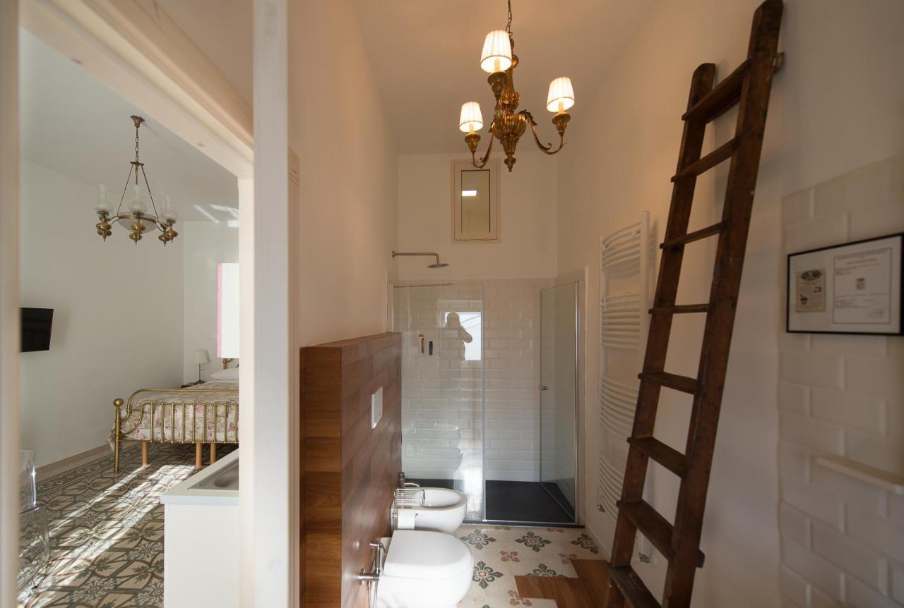 נויקאטארו Ai Cappuccini Guest House מראה חיצוני תמונה