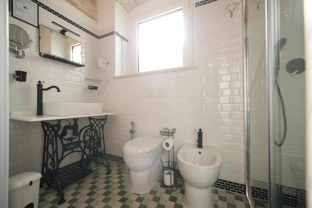 נויקאטארו Ai Cappuccini Guest House מראה חיצוני תמונה