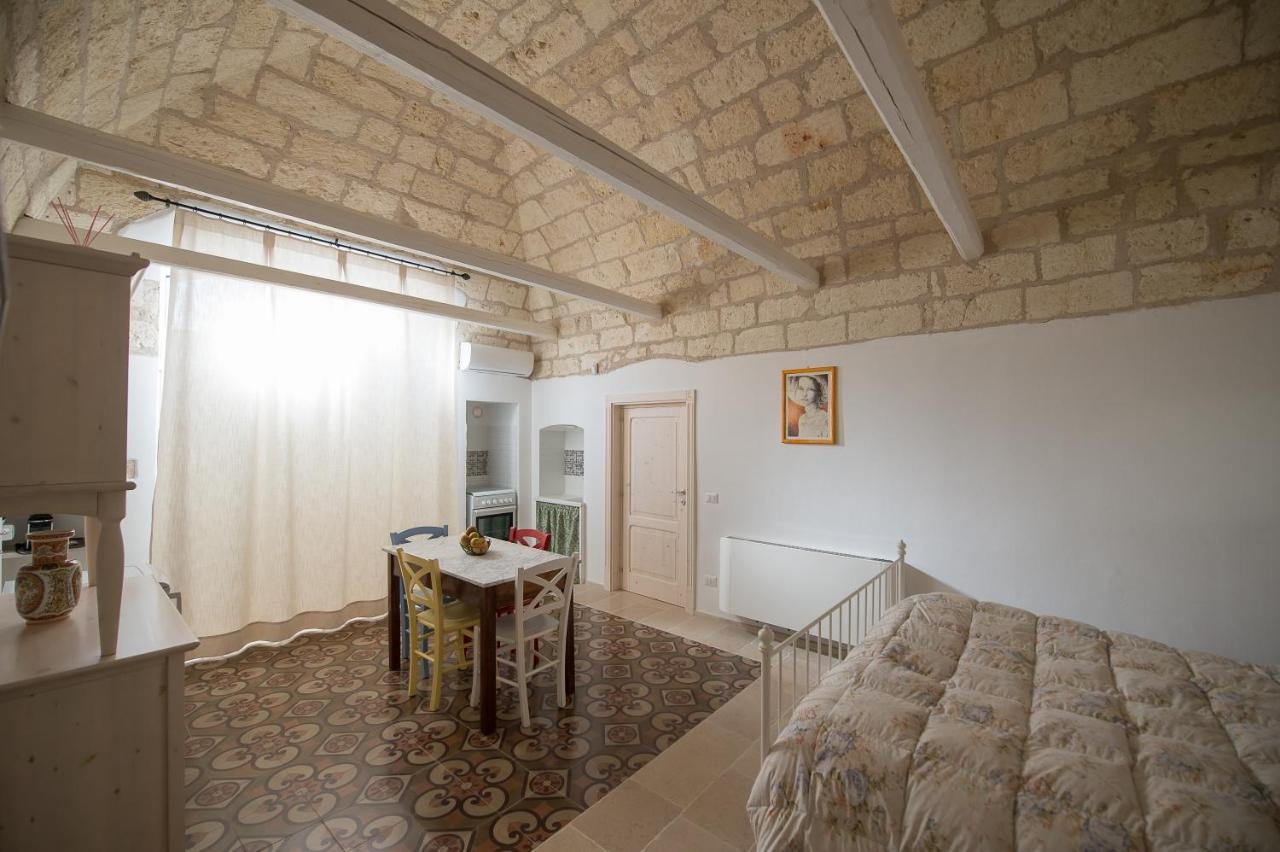 נויקאטארו Ai Cappuccini Guest House מראה חיצוני תמונה