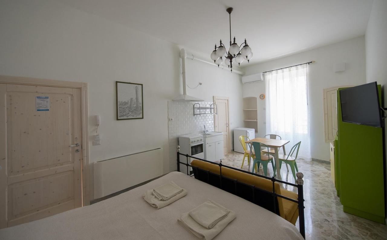 נויקאטארו Ai Cappuccini Guest House מראה חיצוני תמונה